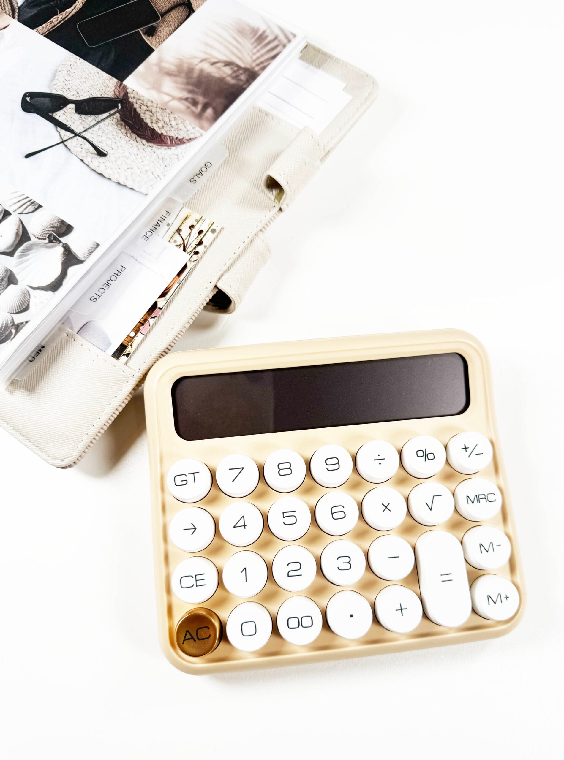 Budgeting Calculator | آلة حاسبة للميزانية